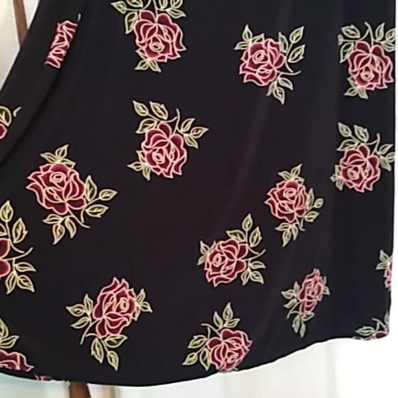 EZ Town black floral maxi L - Picture 3 of 7